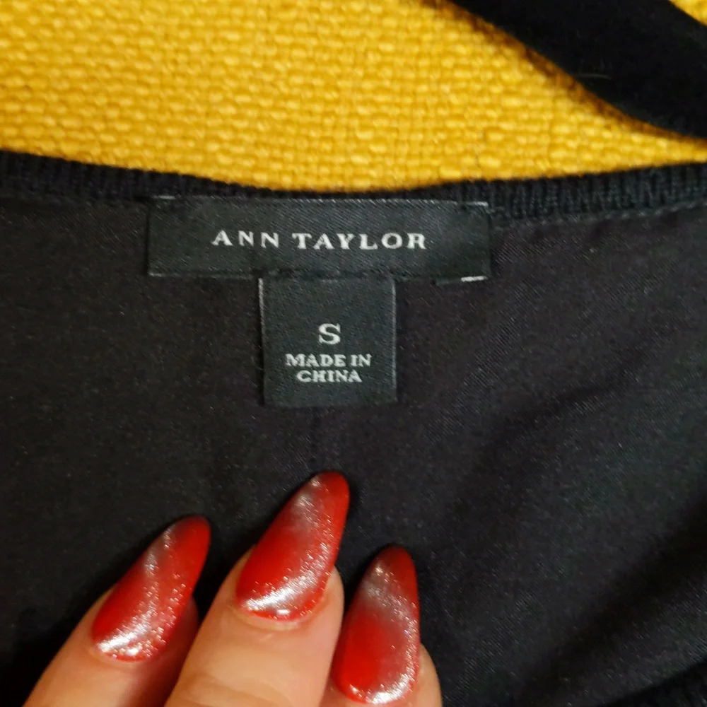 Ann Taylor sequin lady jacket 3/4 length sleeve - Picture 5 of 6